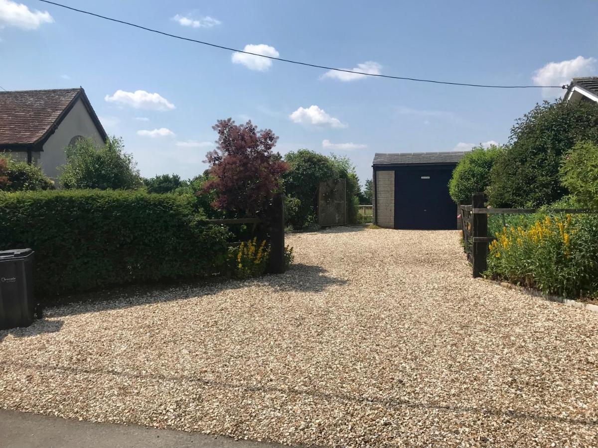 Charming Modernized Country Cottage Near Mere, Wiltshire Mere  Bagian luar foto