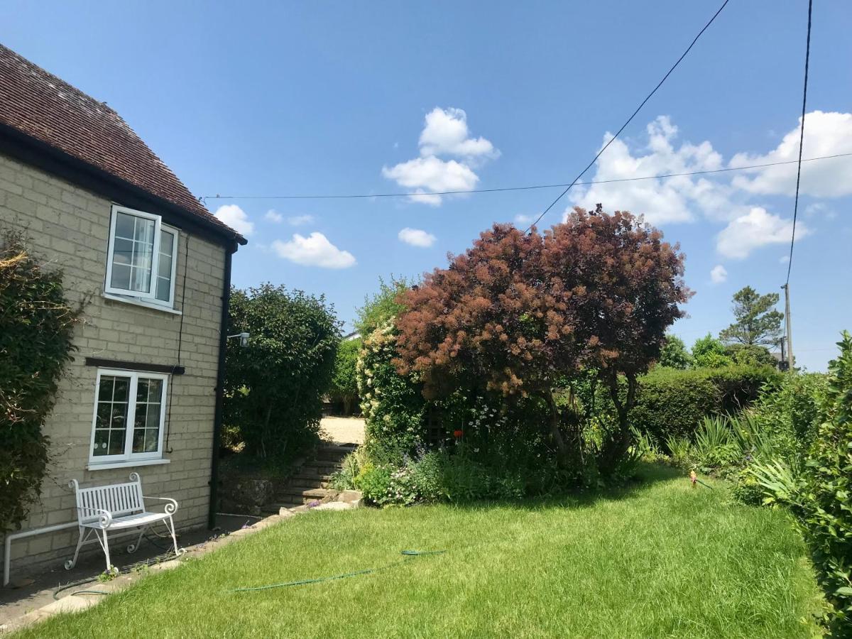 Charming Modernized Country Cottage Near Mere, Wiltshire Mere  Bagian luar foto